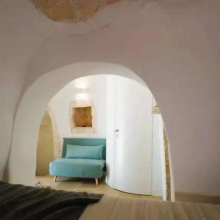 Trullo Med Ostuni Carovigno